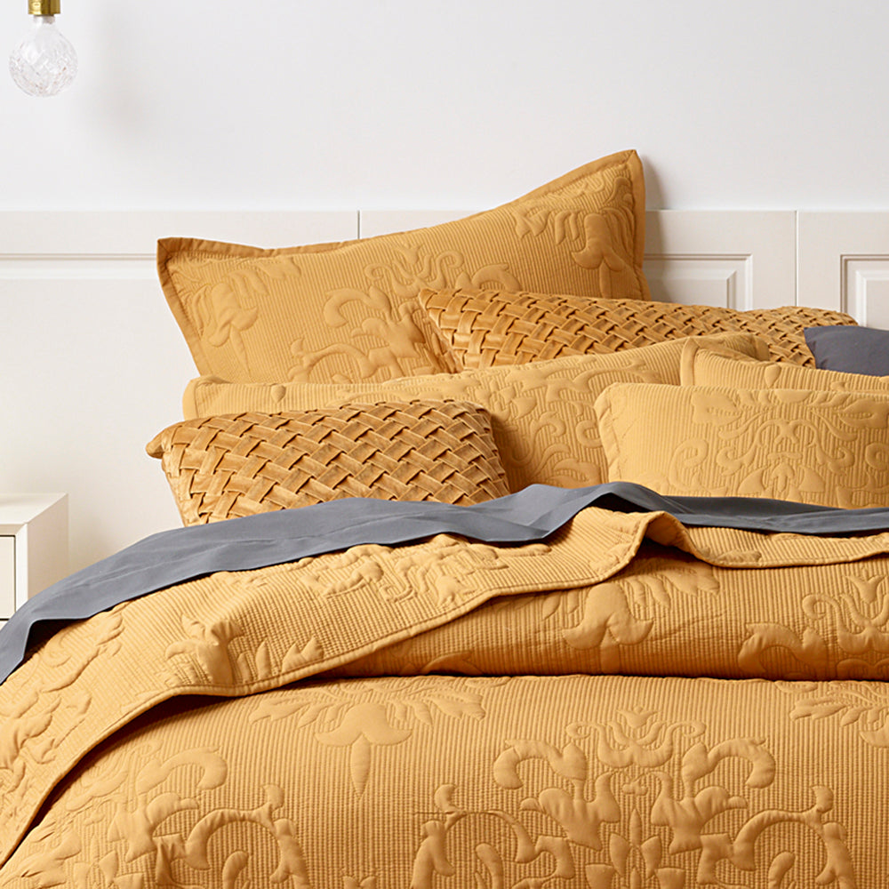 Single Bed Gatwick Gold Luxury Bedspread Set