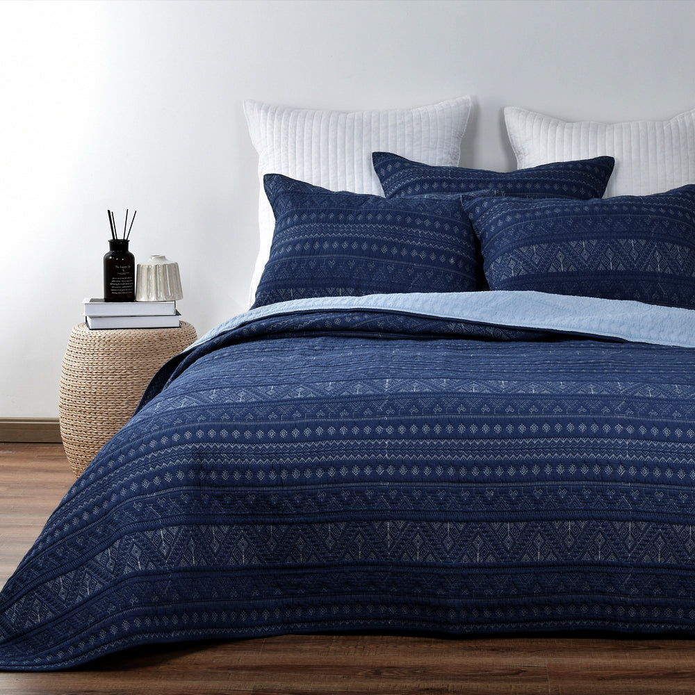 Newark King Single Bed Coverlet Set - A New and Stylish Bed Bedding Solution