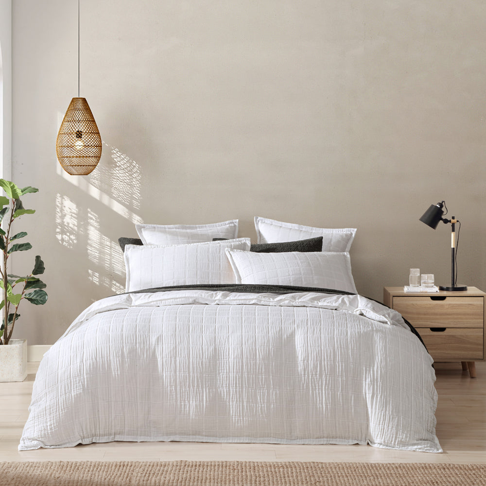 Luxurious Sierra White Super King Size Quilt Cover Set for Bedroom Decor