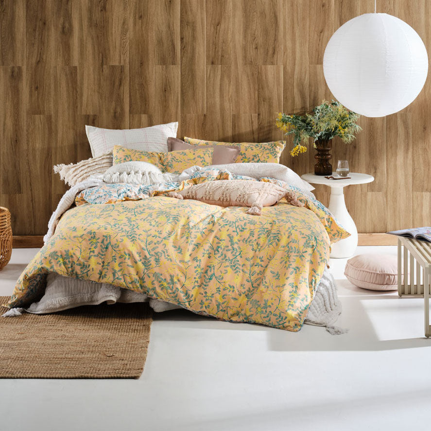Linen House Reversible Peach Double Bed Bindi Quilt Cover Set