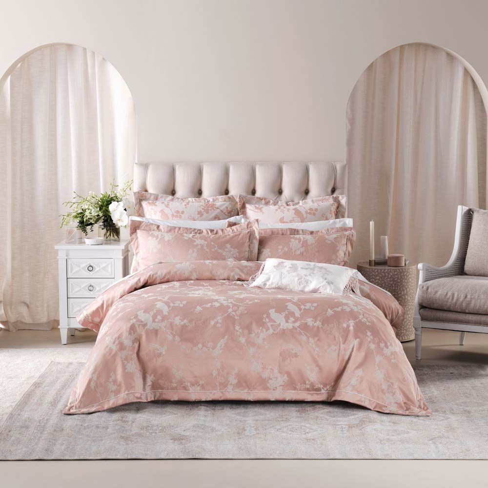 Sonoya Super King Pink Quilt Cover Set with Exquisite Design