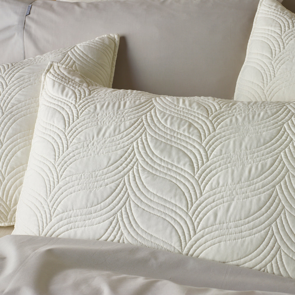Bianca Kamala Cream Bedspread Set for Double Bed | Soft and Elegant Bedroom Decor