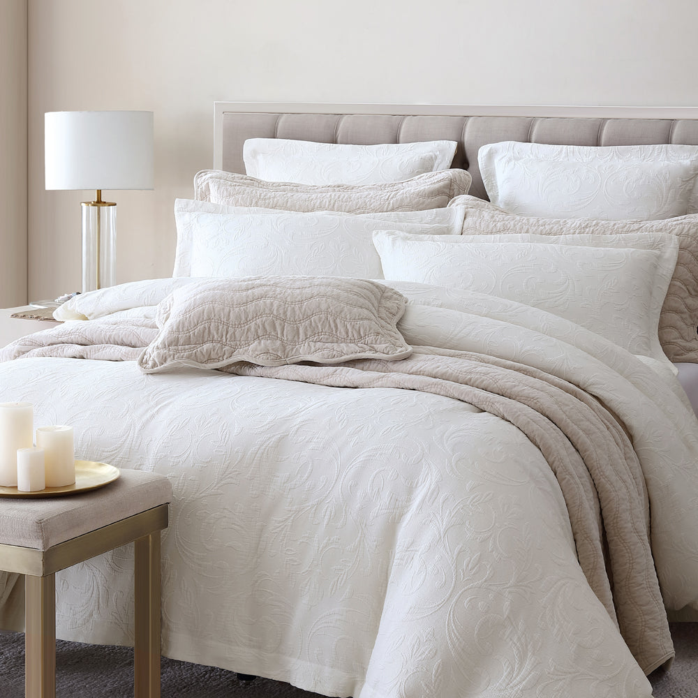 Luxurious King - Sized Ivory Marbella Quilt Cover Set for Your Bedroom