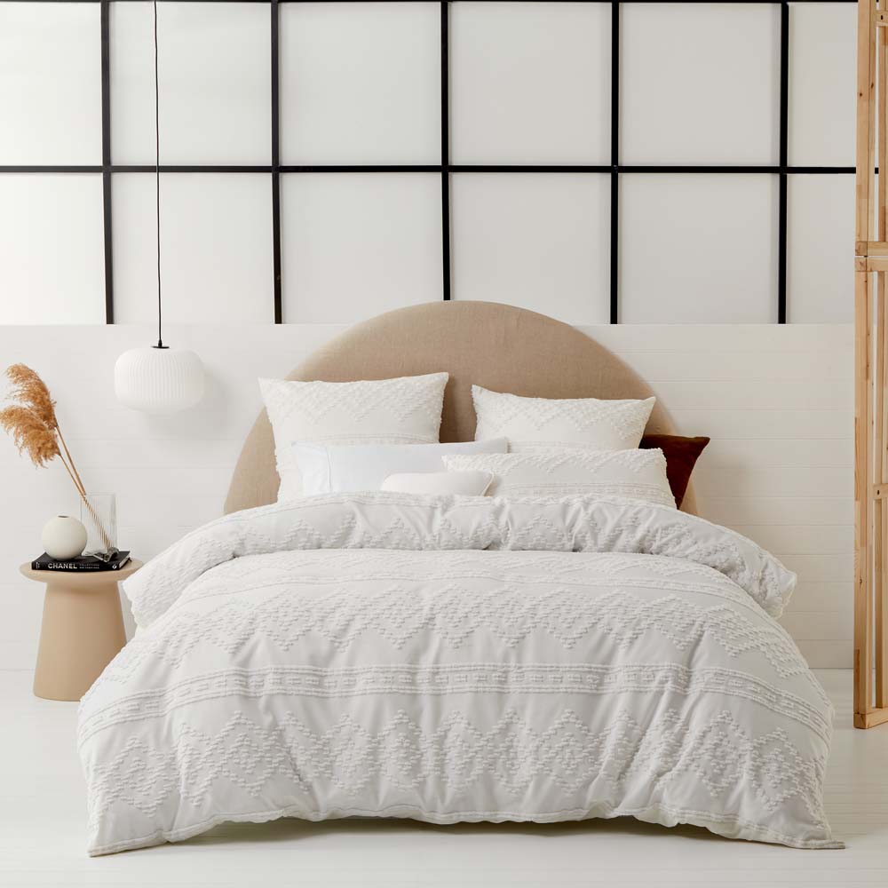 King Size Idaho White Luxury Quilt Cover Set for Contemporary Homes