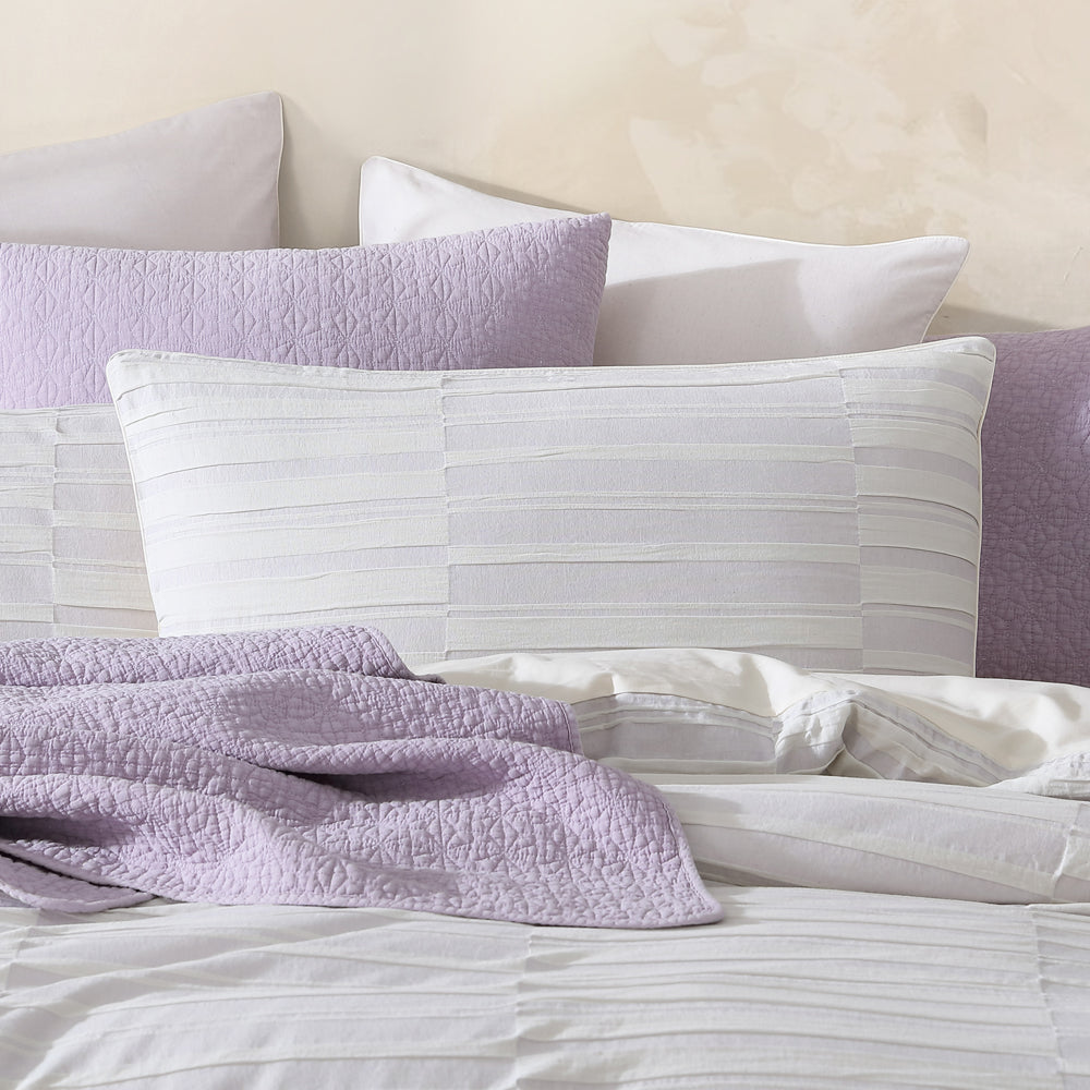 Platinum Logan and Mason Super King Balmoral Lilac Quilt Cover Set for Bedroom Decoration
