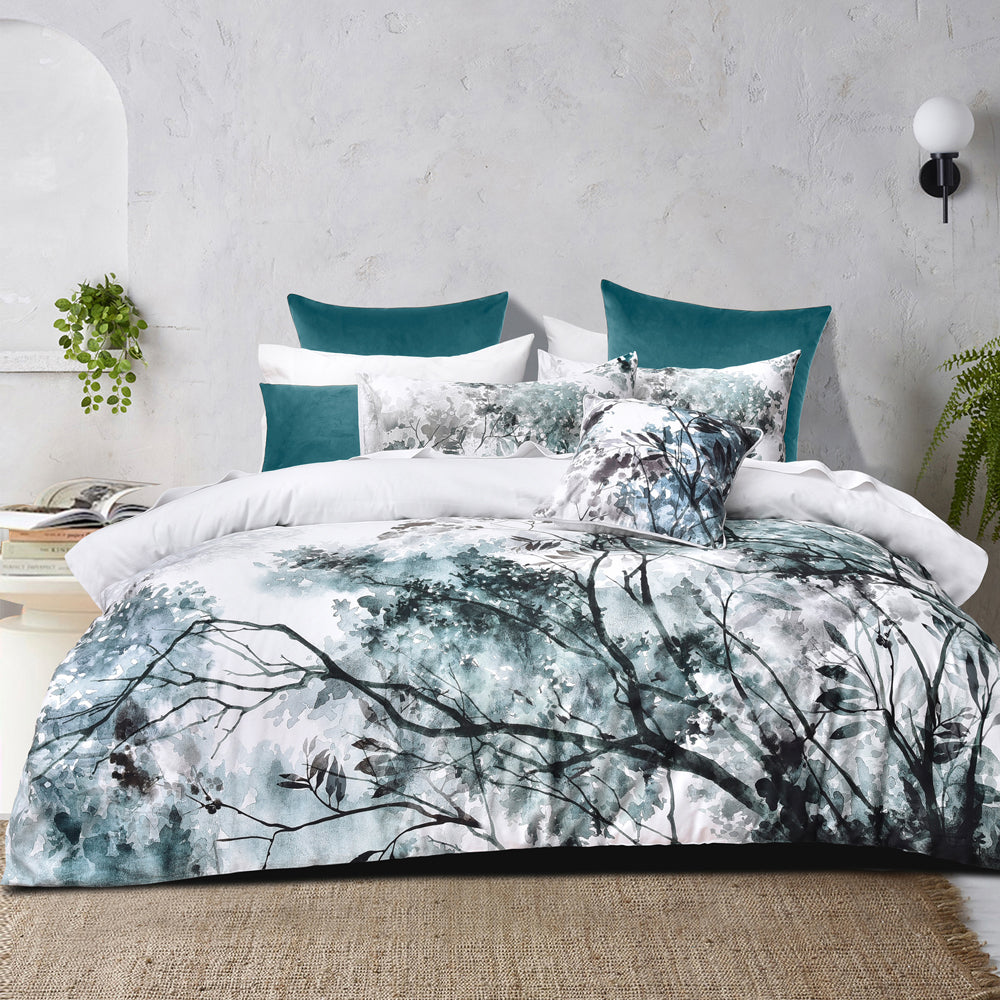 Bianca Sherbrooke Luxury White Queen - Sized Bed Quilt Cover Set