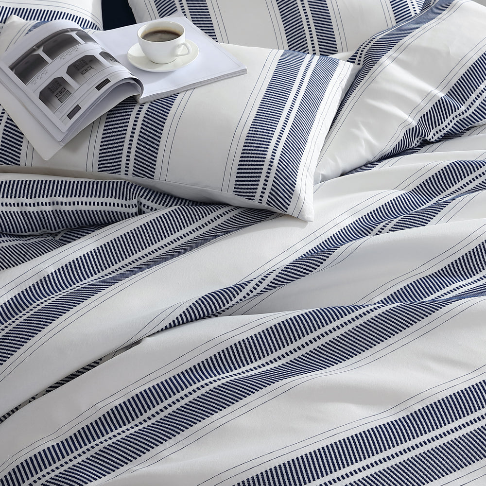 Cadet Navy Style Quilt Cover Set for Queen Size Bed, Ideal for Summer Decor