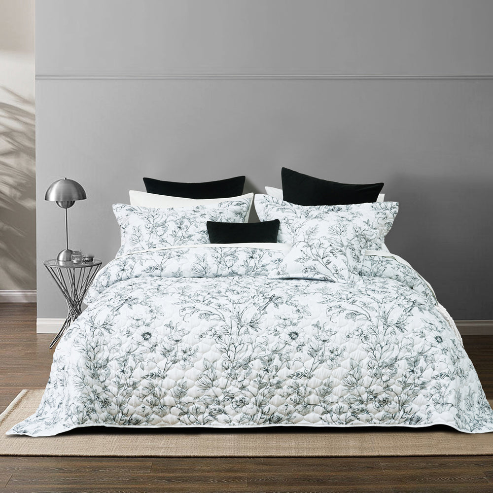 Elegant Gracie White Bedspread Set for King Single Bed