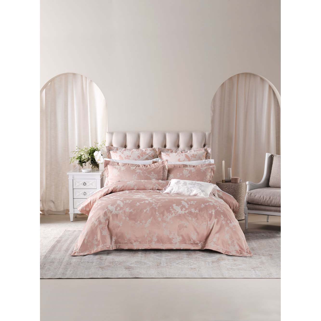 Sonoya Super King Pink Quilt Cover Set with Exquisite Design