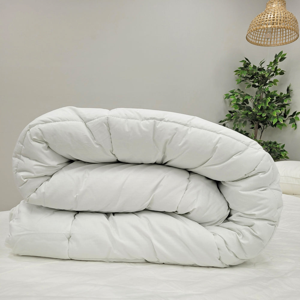 Double Bed Standard 350GSM Microfiber All - Year - Round Quilt / Doona for Various Seasons