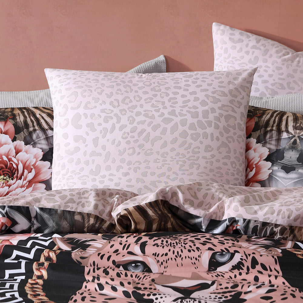 Stylish Nala Leopard Queen - Sized Bed Quilt Cover Set
