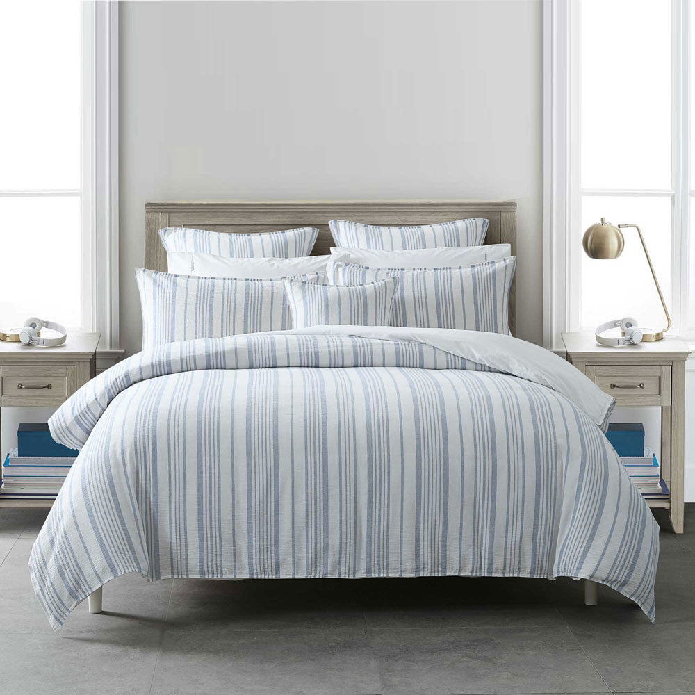 Stylish Cayman Blue Queen - Sized Quilt Cover Set for Bed