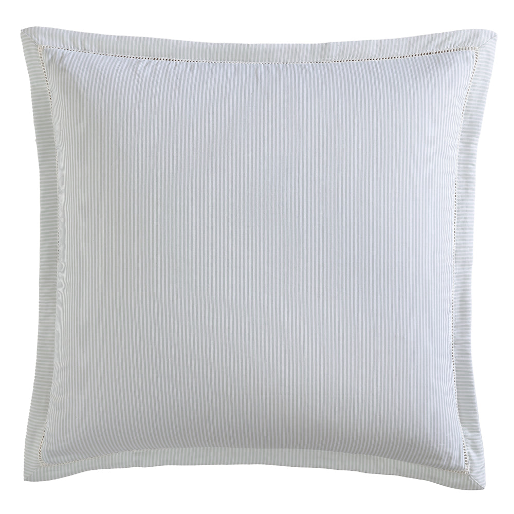 European-Style Liyana Frost Pillowcase for a Refined Bedroom Look