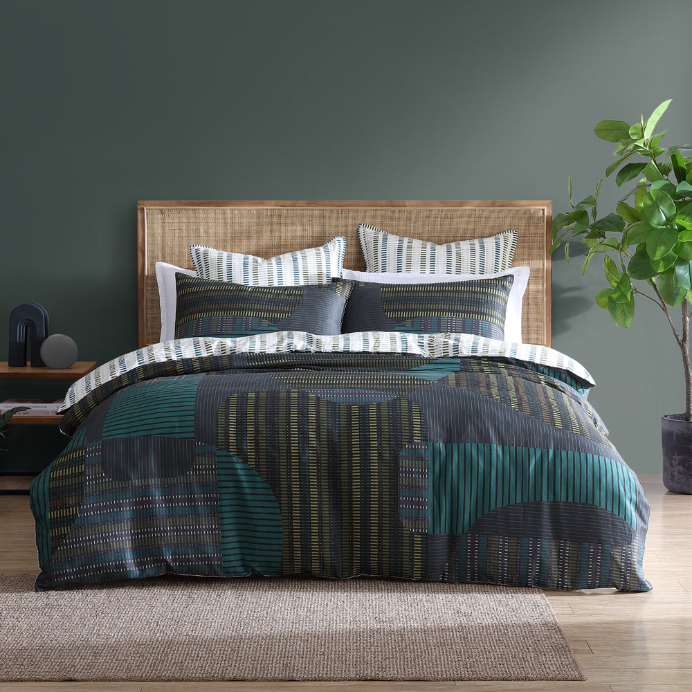Double Bed Hemsworth Charcoal Quilt Cover Set with Contemporary Design for a Masculine Look