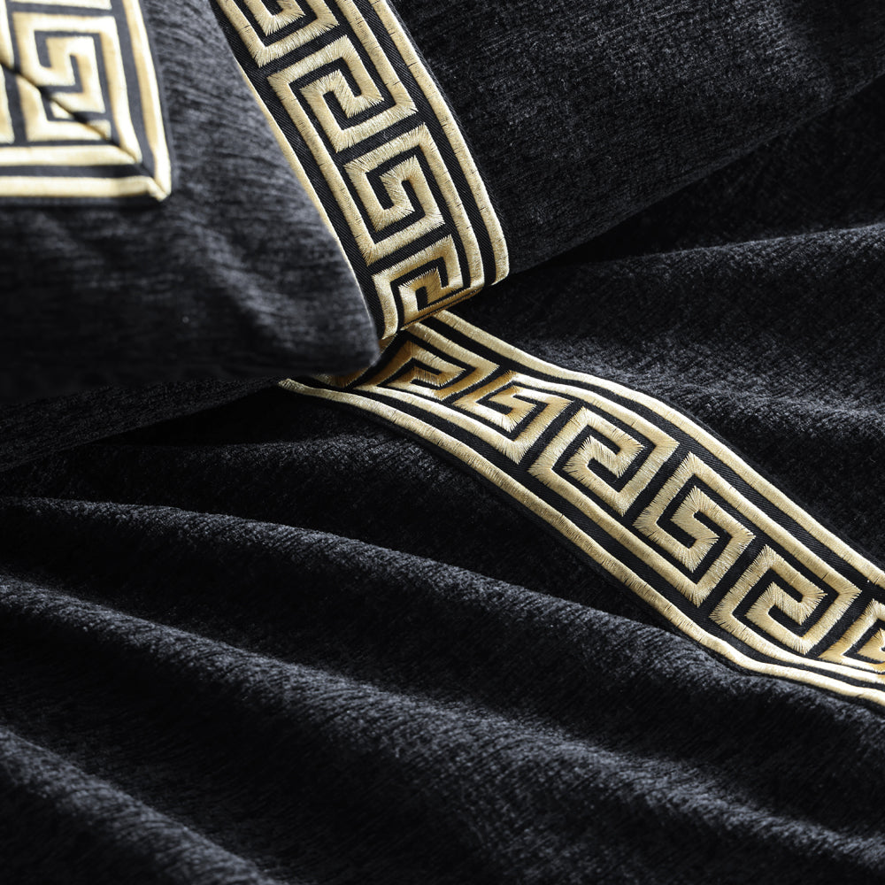 Super King Size Olympia Black Luxury Quilt Cover Set for High - End Interiors