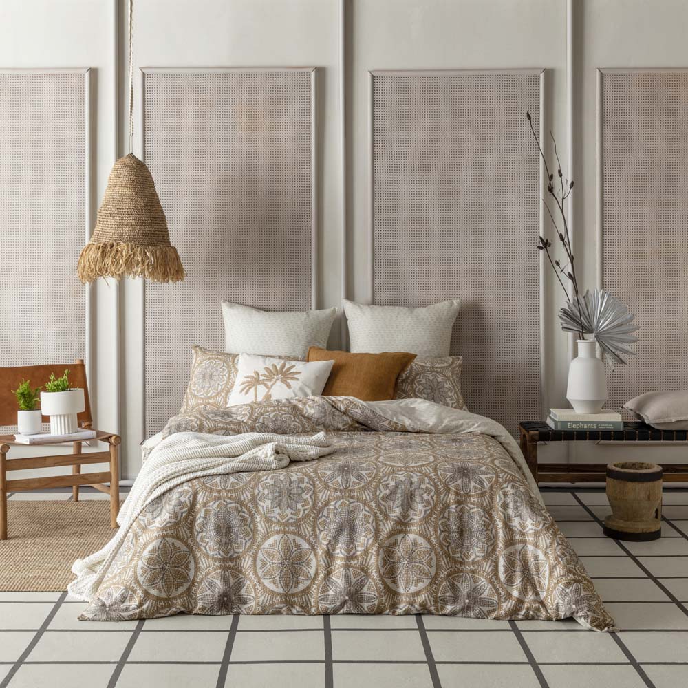 Luxurious Super King Rafia Multi - Pattern Quilt Cover Set