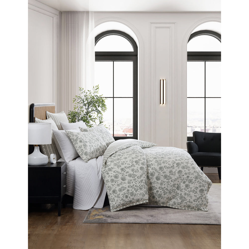 Super King-Sized Martha's Orchard Sage-Colored Quilt Cover Set from the Private Collection