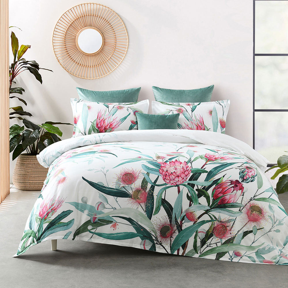 Double Bed Bianca Australiana White Quilt Cover Set with Pink Waratahs