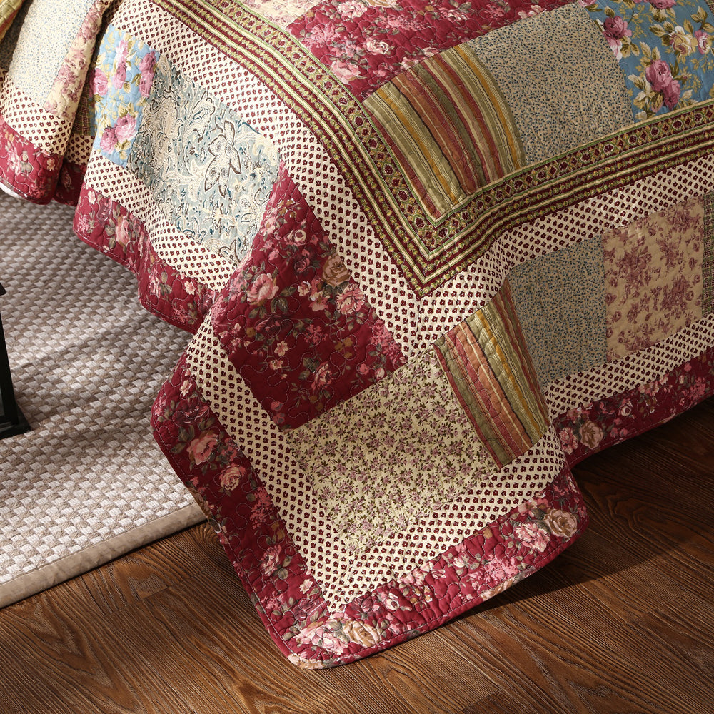 Broadway Queen Size Bed Coverlet Set - A Timeless Bedding Collection