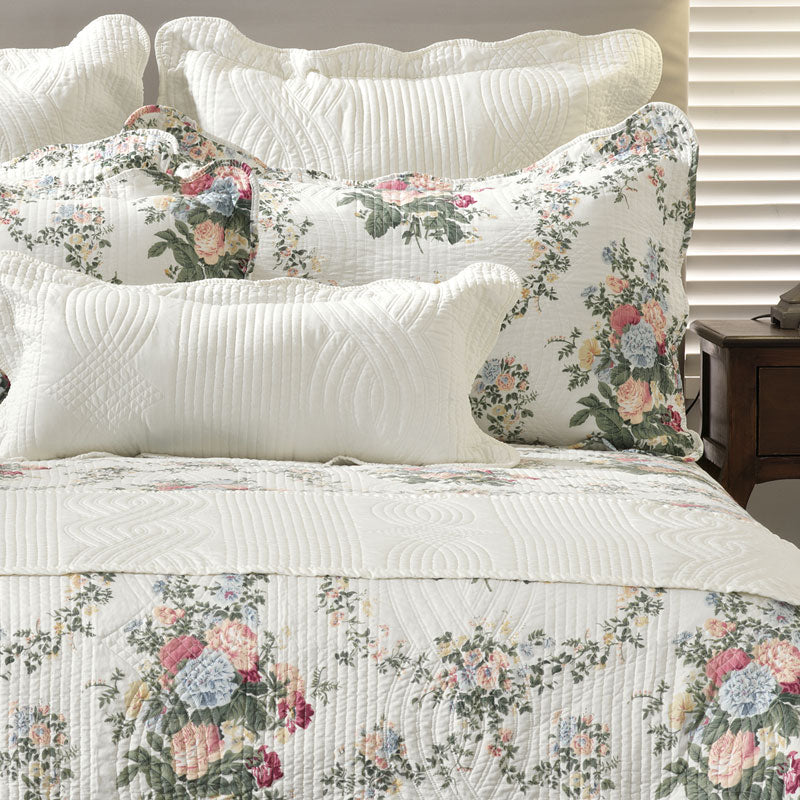 Rosedale Queen - Sized Bedspread with Timeless Heritage Colors