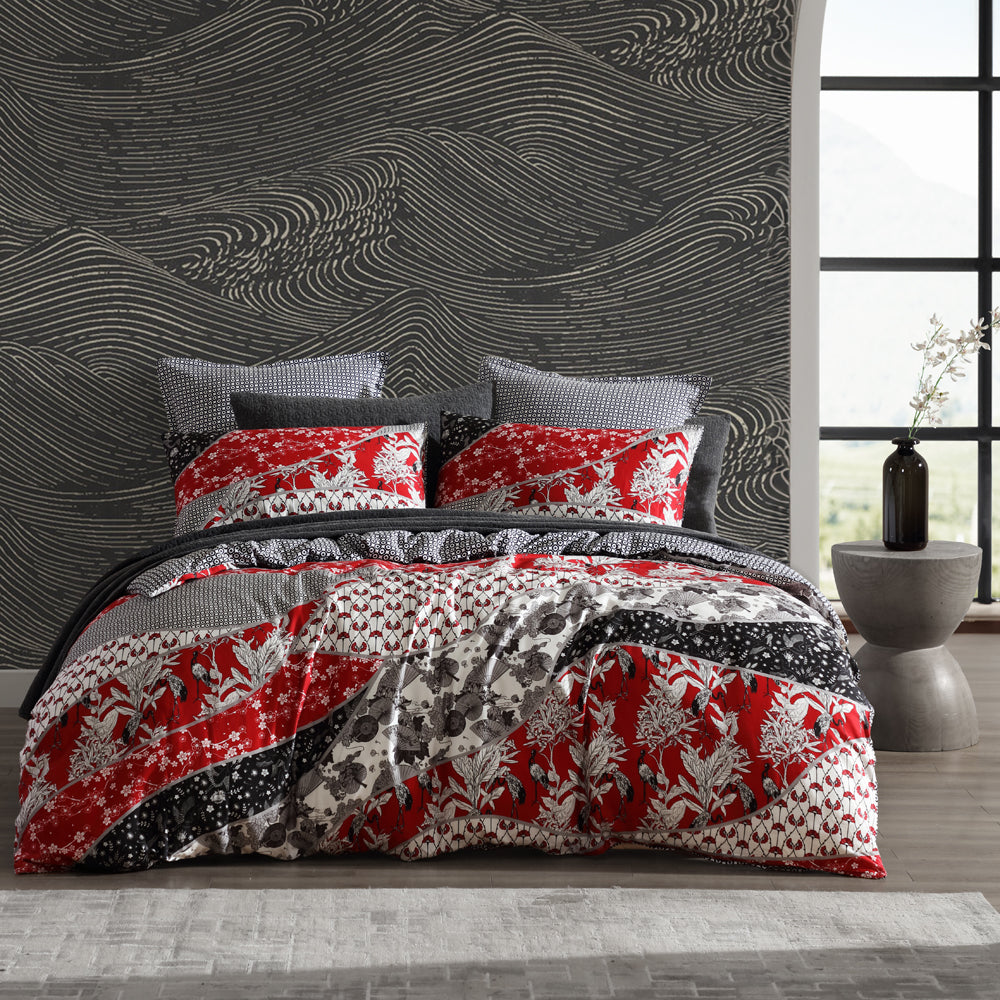 Stunning Maru Red Super King Quilt Cover Set with Asian Charm