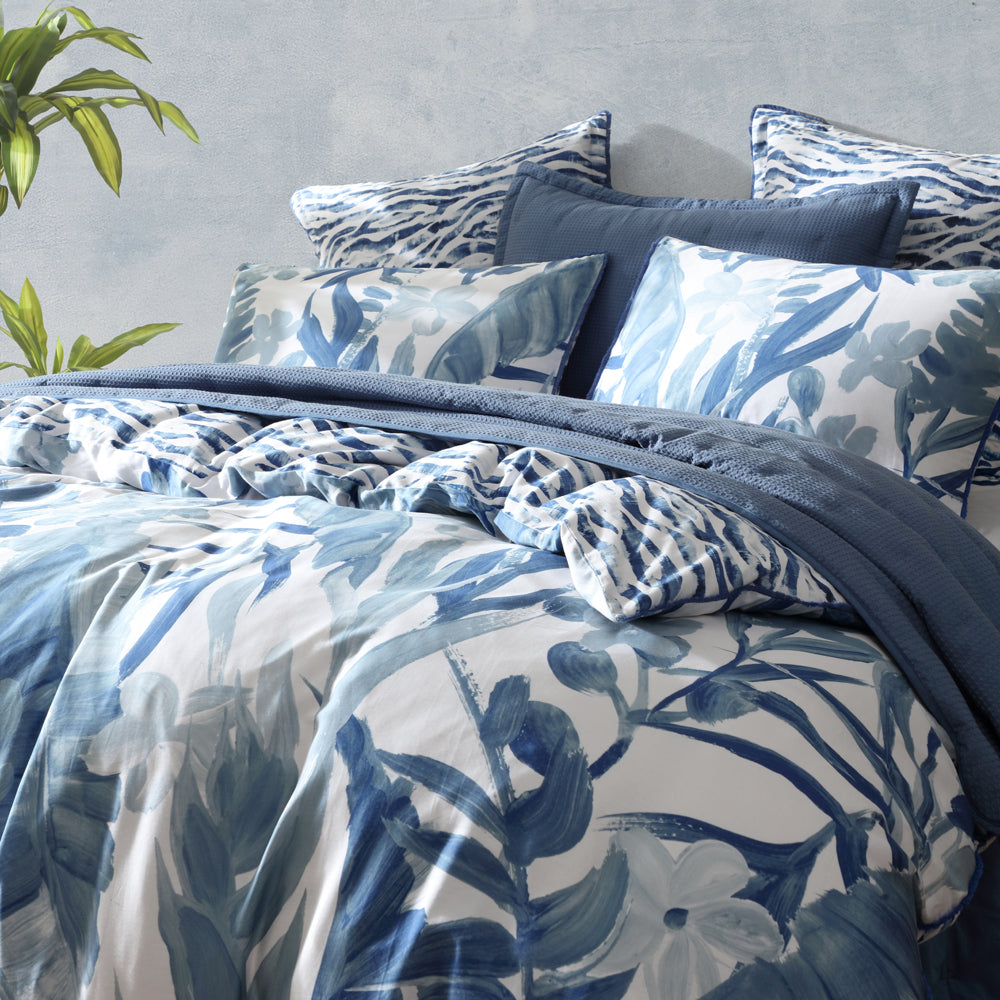 Logan and Mason Atherton Soft Blue Queen-Size Quilt Cover Set
