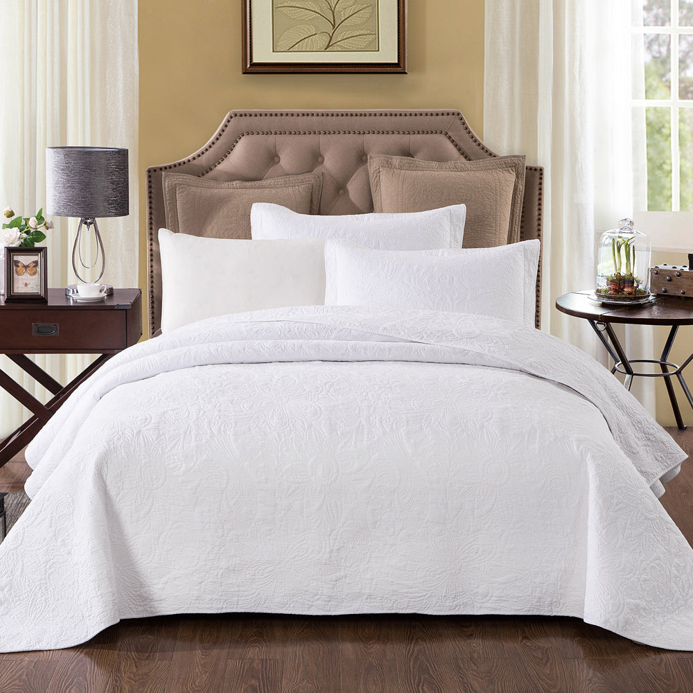 Exquisite Pure White Bed Coverlet Set for King Single Bed