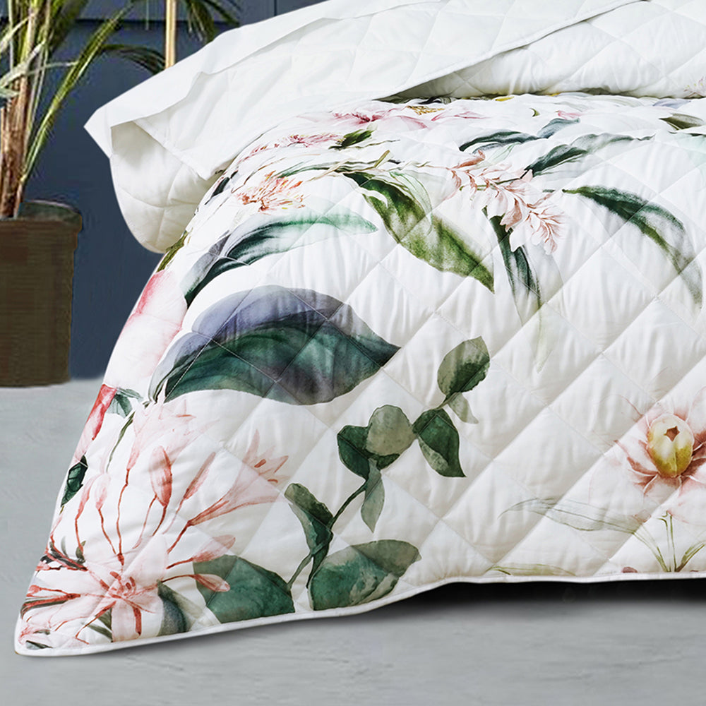 Exquisite Indi White Super King-Sized Coverlet Set