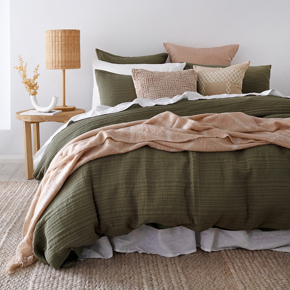 Bambury Lores Queen Size Quilt Cover Set for All Seasons