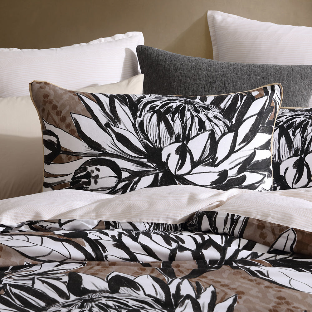 King - Sized Logan and Mason Hinton Quilt Cover Set with Protea Design