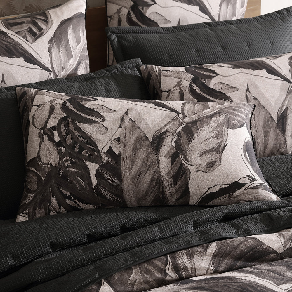 Elio Super King Black Quilt Cover Set with Exquisite Design