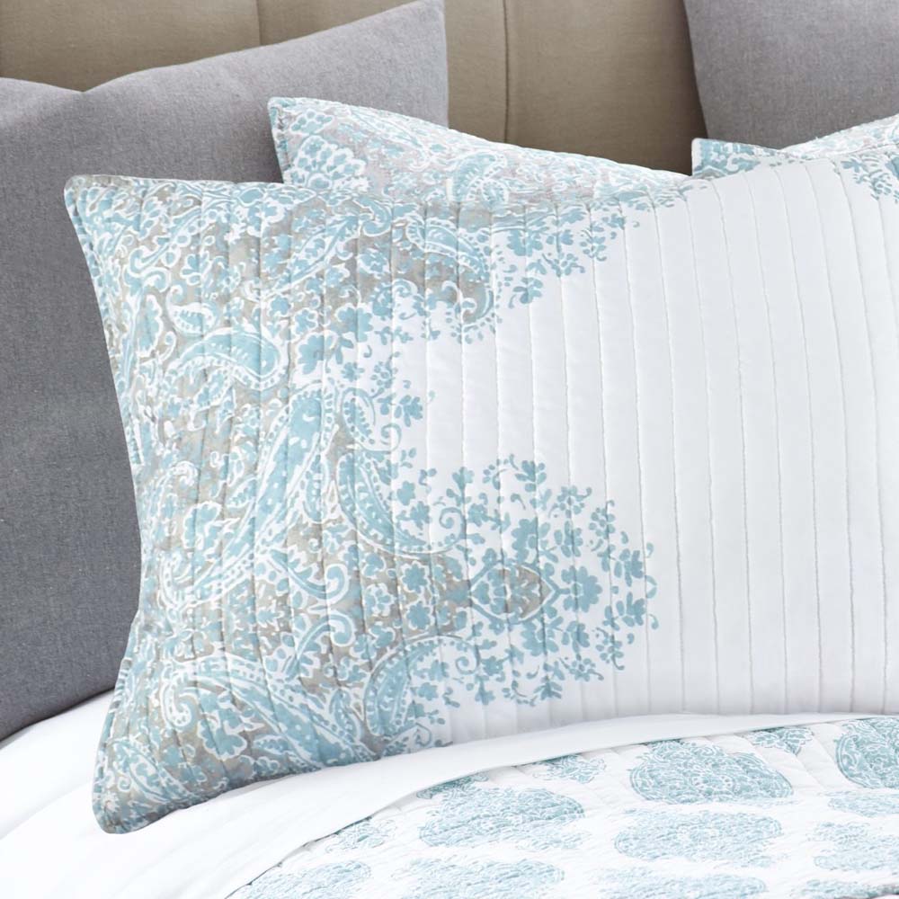 Avalon Blue Luxury King Bed Coverlet Set for a Comfortable Sleep