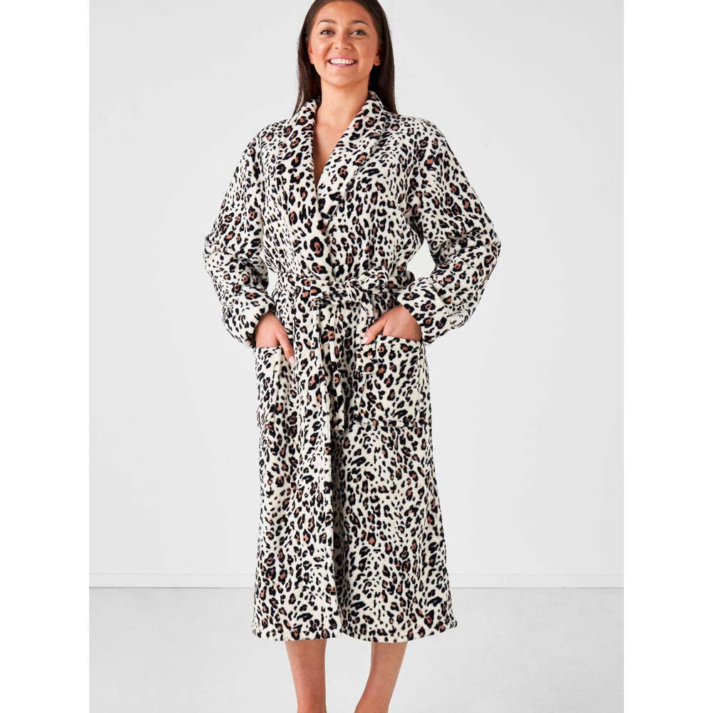 Luxurious One-Size-Fits-Most Leopard Print Plush Bathrobe for Adults